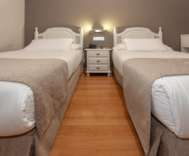 Hotel Aacr Monteolivos Séville